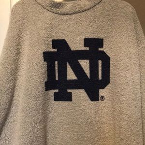 super cute woolly threads notre dame pullover!